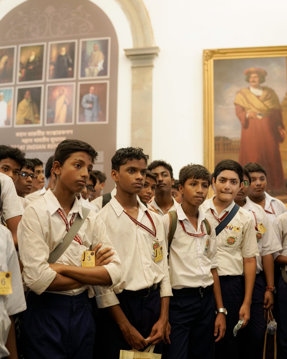 An inspiring quiz session on Indian Reformers was held with the talented students of Sri Ramkrishna Sikshalaya, Howrah, at Victoria Memorial Hall. It was a wonderful opportunity to connect young minds with India’s rich history of social change! #VictoriaMemorialHall