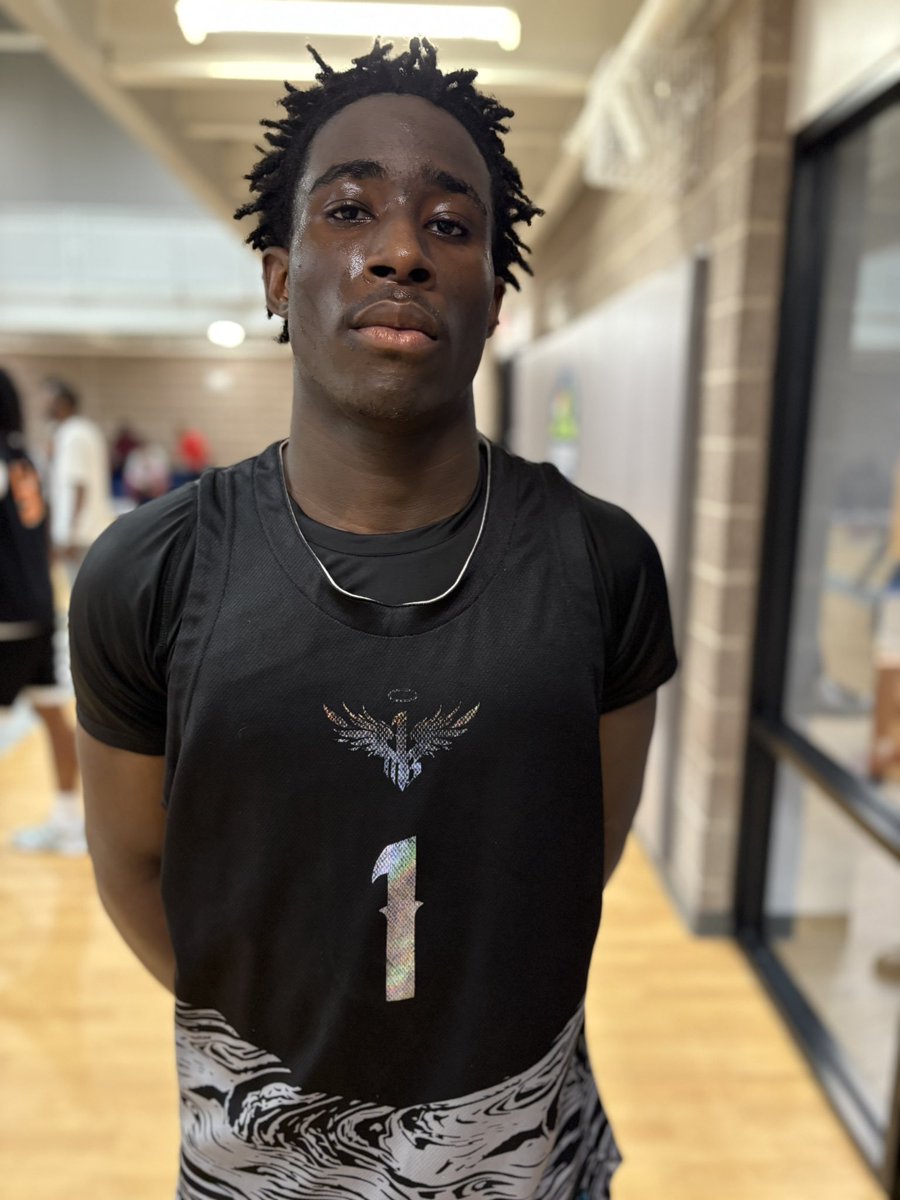 COUNT UP!! (@mathurineagency) on Twitter photo Nixon Wright (<a href="/Nixonwright_/">Nixon Wright Jr 🇱🇷</a>) 6’5 G 2027 1 of 1 Elite
Showed some flashes in loss to Sewer south. Very effective defensively with deceptive length, attacks the rim hard, can guard multiple positions all while possessing a solid scoring bag. Nixon Wright (<a href="/Nixonwright_/">Nixon Wright Jr 🇱🇷</a>) 6’5 G 2027 1 of 1 Elite
Showed some flashes in loss to Sewer south. Very effective defensively with deceptive length, attacks the rim hard, can guard multiple positions all while possessing a solid scoring bag.