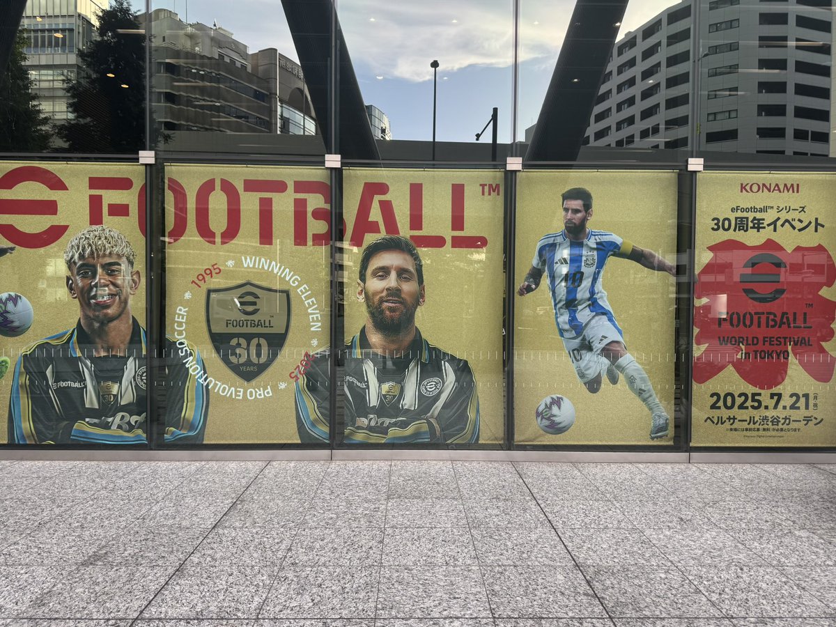 AlexAlguacil8's tweet image. @play_eFootball Championship World Finals 2025!

📍From Tokyo 
Day 1 - Sunday 
Stream starts: 12:00🇯🇵-05:00🇪🇸
Mobile: 12:30🇯🇵-05:30🇪🇸
Console 16:00🇯🇵-09:00🇪🇸

Web⬇️
efootballchampionship.konami.net/worldfinals/

Live Stream ⬇️⬇️
youtube.com/live/LC8xXchC0…

#efootballWorldFinals