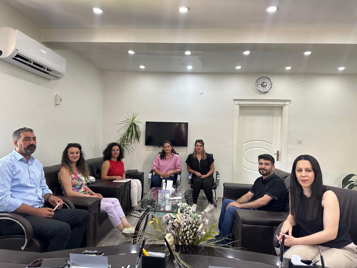 📌Güneydoğu Anadolu Bölgesi Belediyeler Birliği (GABB) strateji ve geliştirme müdürlüğü belediyemizi ziyaret etti. Eş başkanlarımız Dilek Diyar Özer ve Fırat Demir'le görüşme gerçekleştiren ekip teknik işlerle ilgili kurumda incelemelerde bulundu.