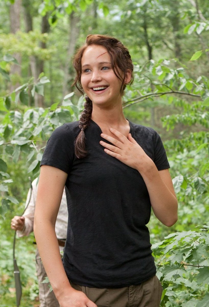 todoxjlaw's tweet image. “It’s hard to explain. It’s gut instinct. She just was Katniss.”
-The Hunger Games casting director Debra Zane on why they chose Jennifer Lawrence as Katniss Everdeen