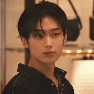 oiresun's tweet image. shared walls, silent wars

a #sunjay au wherein living in manila was never part of the plan, saige never wanted its chaos. But fate has a cruel way of playing host as he ends up sharing a roof with someone he vowed to leave in the past. 

what could possibly go wrong?