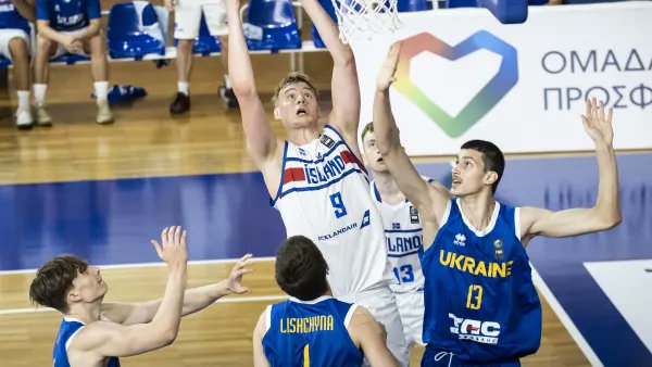HuskerMBB's tweet image. .@LeoCurt1s by the numbers in Iceland's 88-67 win over Ukraine. 📊
» 22 PTS
» 8 REB
» 2 BLK