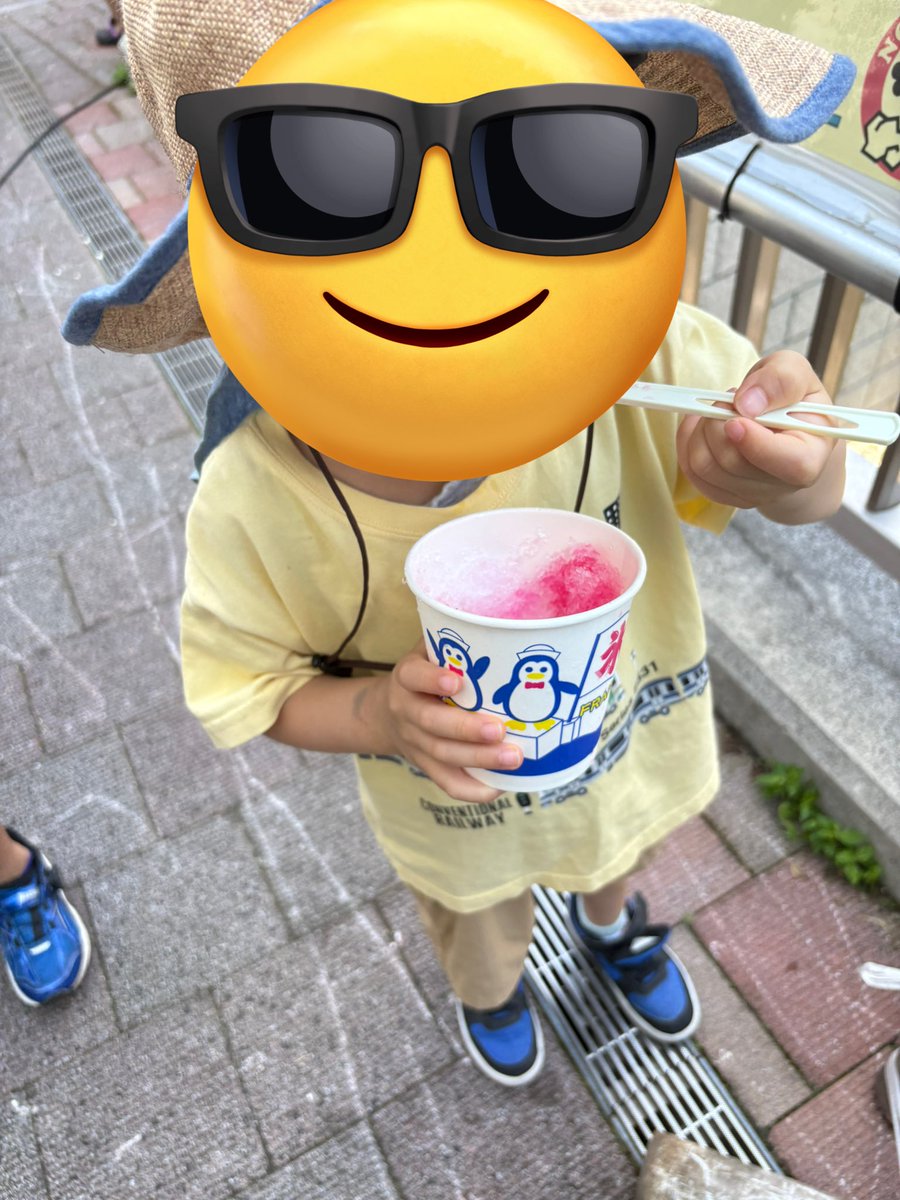 wqw_u's tweet photo. 今日は当直明けで灼熱の子供祭り🔥

でも三連休の初日夜ほど気持ちの穏やかな日はないよね…… https://t.co/QbeSNB8cIx