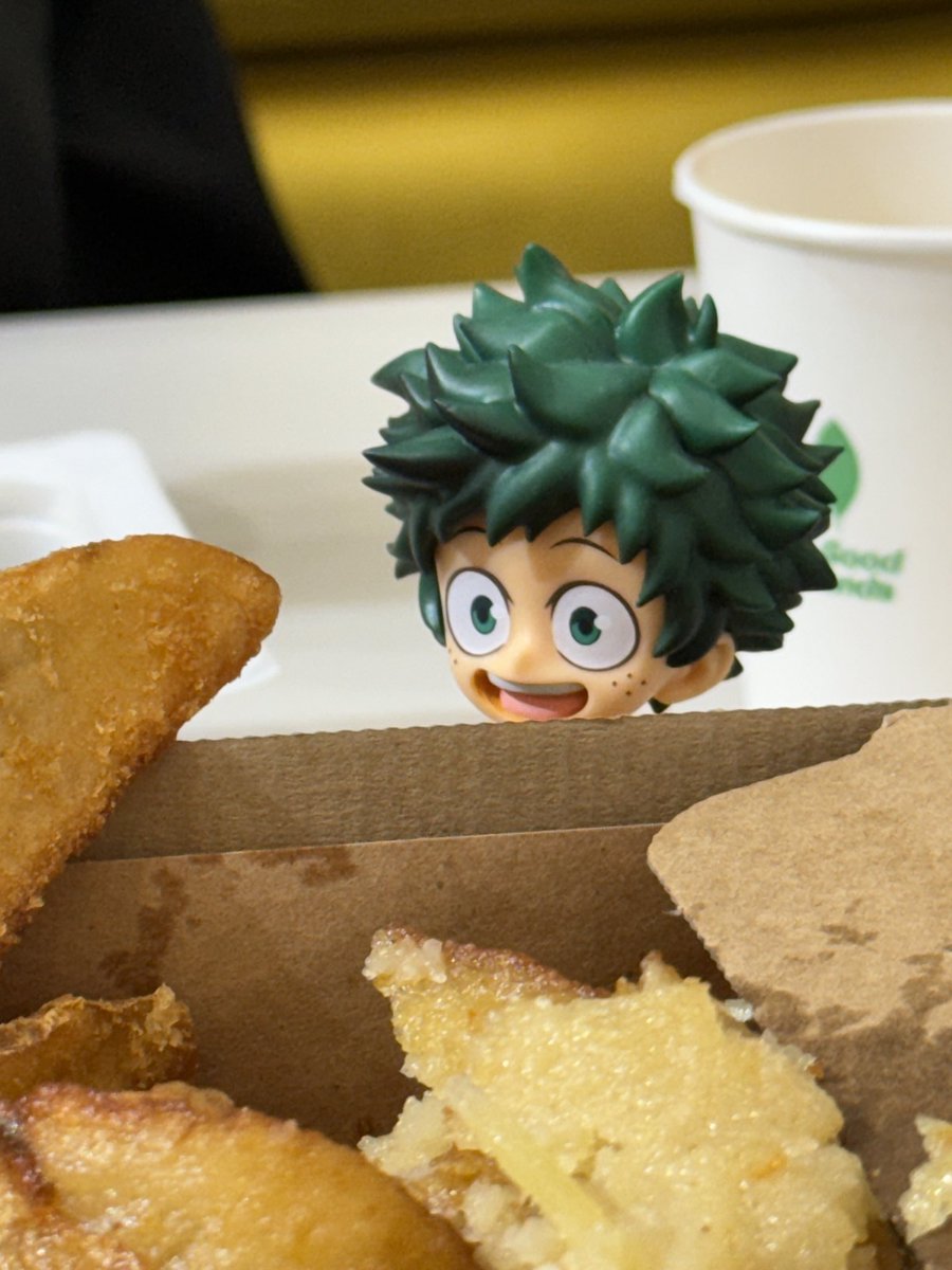 조금 늦은 데쿠 생일파티 💚 
이즈카가 됐지만...... 그래도 사랑한다