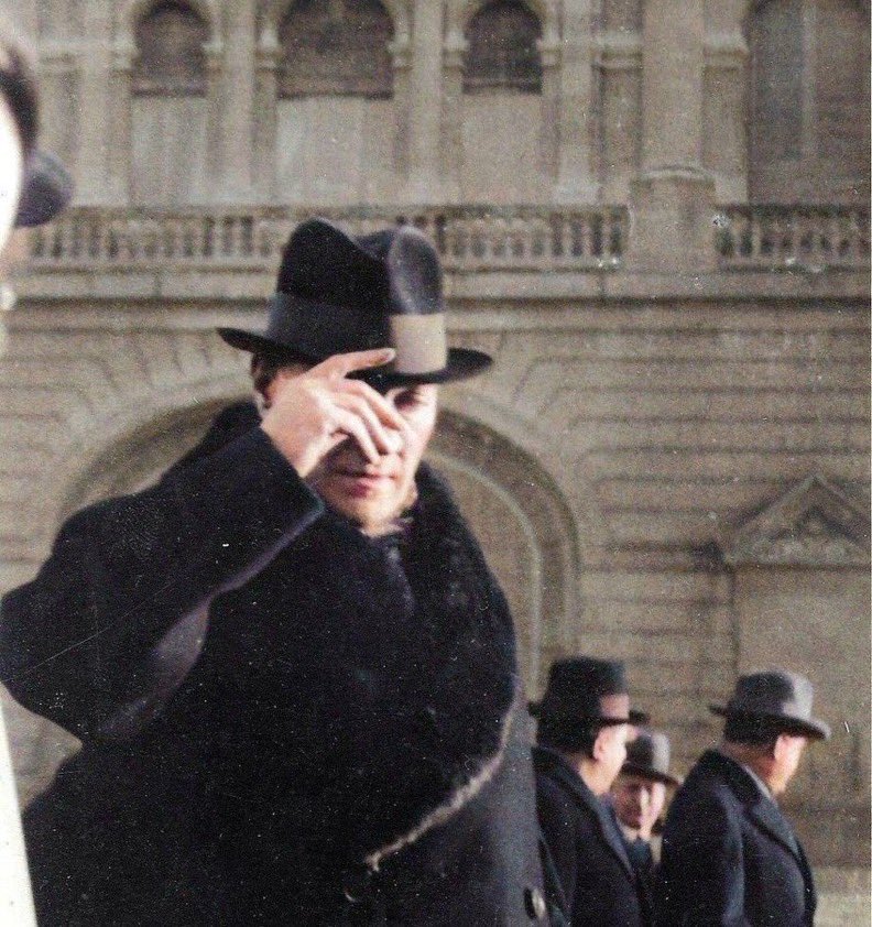 O’nun verdiği ve bizim sadık kaldığımız parola;
“Türkiye, Türklerindir.”