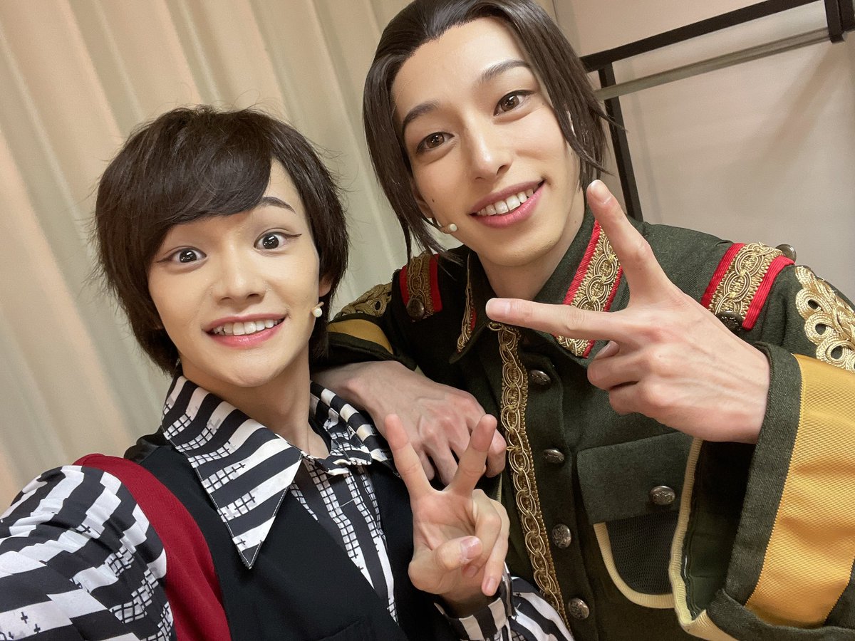 haruk_i02's tweet image. ミュージカル
「ヘタリア〜A tender world〜」
27公演目 大千穐楽公演ありがとうございました😊
募る想いはありますがまた別のポストで語らせていただきます
終わってしまった
一緒に写真を撮るのが念願だった中国役の大志さんと📷
大志さんとは2度目の共演で嬉しいです!
#ヘタミュ