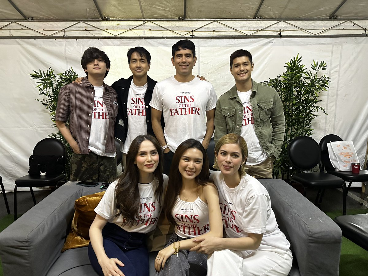 LOOK! Stop muna sa intense na mga eksena ng Sins Of The Father para mag-celebrate ng Sublian Festival sa Kapamilya Karavan dito sa Batangas! 🎉✨

#SinsOfTheFather #KapamilyaKaravan #SublianFestival