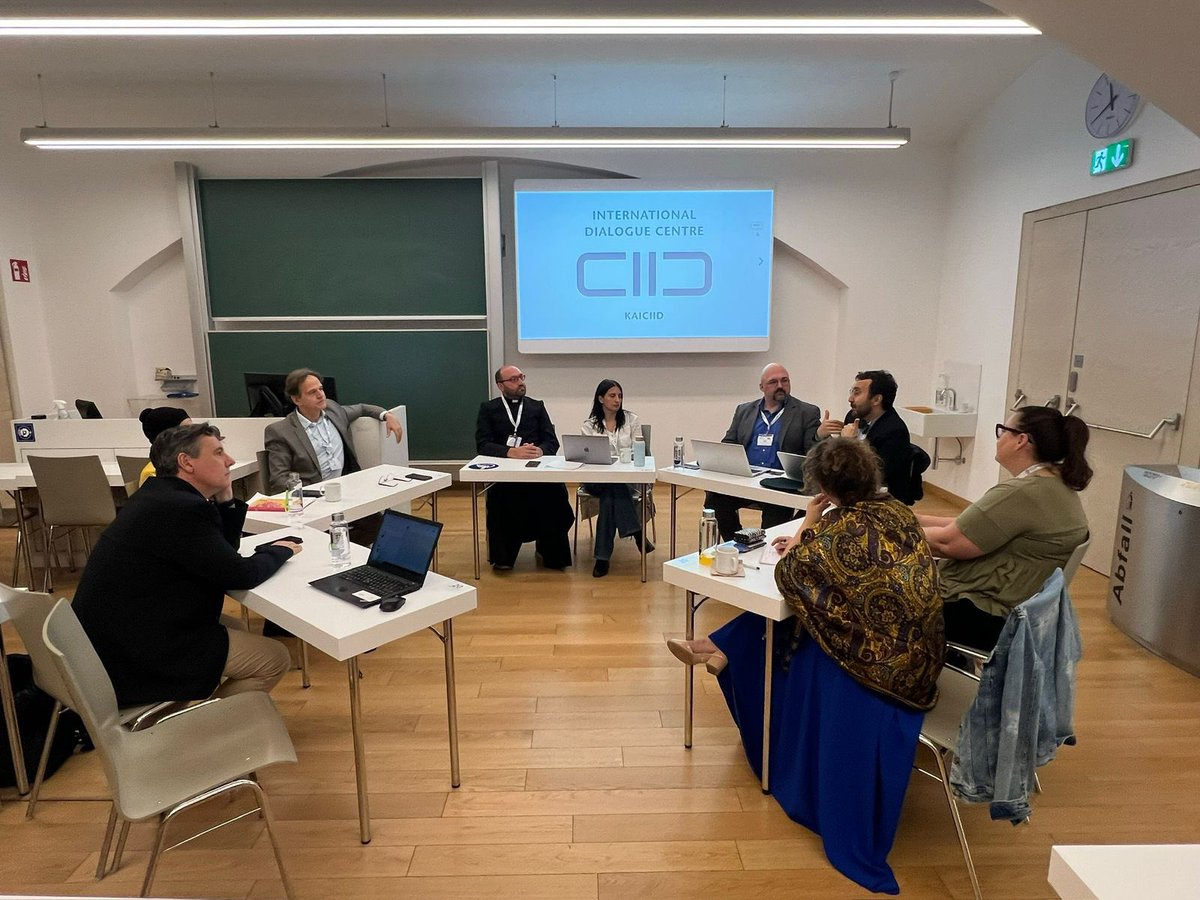 KAICIID's tweet image. 📍 #Vienna | 11 July 2025 | #EuARe2025
In a time of rising polarization across #Europe, #KAICIID brought together voices from #Albania, #Serbia, #Kosovo, #Croatia & #Austria to explore how #interreligious #dialogue can advance diplomacy & reconciliation in the #Balkans.…
