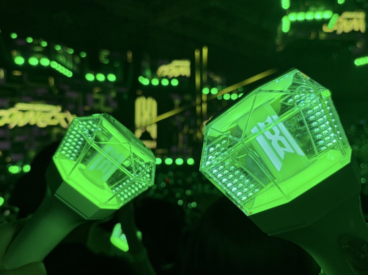 smienok's tweet photo. 오랜만에 보는 몬스타엑스 너무너무 행복해따… https://t.co/zqqZA3hva2