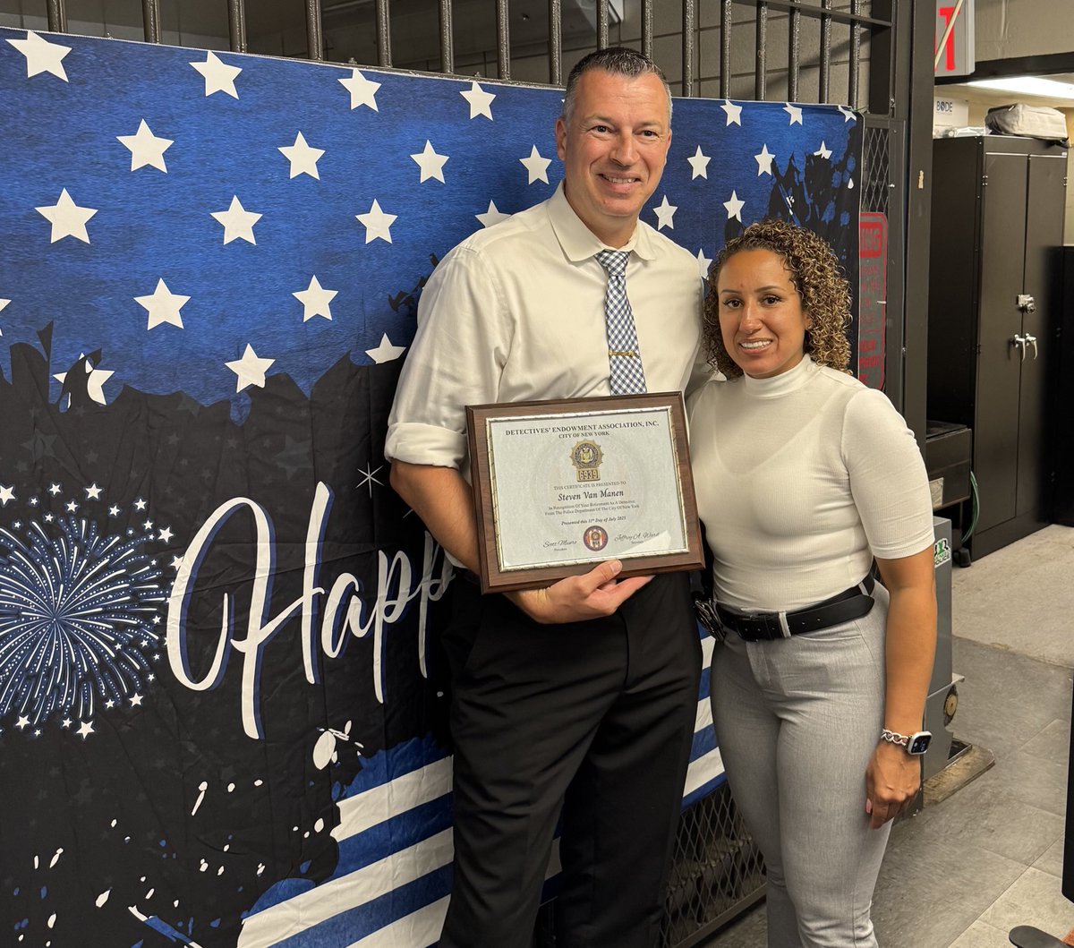 NYCPDDEA's tweet image. Congratulations to Detective Steven Van Manen on his retirement after 20 years of dedicated service. Wishing him health and happiness in all his future endeavors. Brooklyn North Welfare Officer Marisol Bonilla presented a plaque on behalf of the union. The DEA salutes you,…