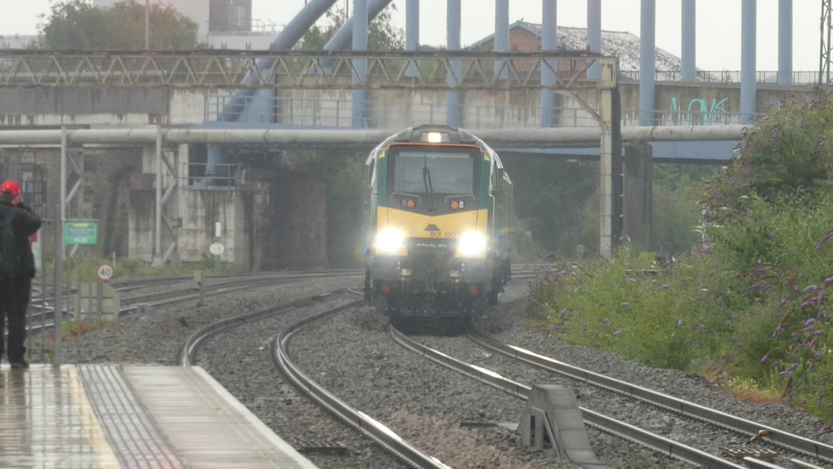 JRailVolunteer's tweet image. Not one, not two, not three but four class 93s. 93001, 93003, 93006 & 93010.