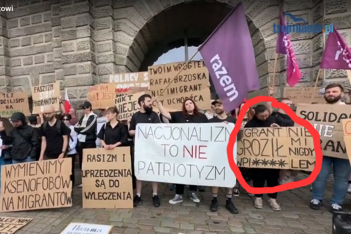 weronikabb27's tweet image. Komuniści z RAZEM, (współcześnie zandbergiści) chcieliby Polski nie tylko biednej, lecz brudnej i niebezpiecznej.
Zandbergizm jest największym zagrożeniem dla Polski, dlatego nie możemy pozwolić na to by w 2027 przekroczyli próg wyborczy.