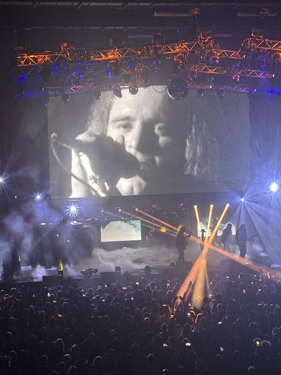 Adrian Wootton OBE (@aojwfl_bfc) on Twitter photo Then <a href="/BrightonCentre/">Brighton Centre</a> , finally after nearly 50 years waiting saw the legendary <a href="/Skynyrd/">Lynyrd Skynyrd</a> & don’t care how many generations on of the band this was extraordinary & very emotional & never mind getting to Sweet Home Alabama I was gone after That Smell ! So ecstatic by Freebird !! Then <a href="/BrightonCentre/">Brighton Centre</a> , finally after nearly 50 years waiting saw the legendary <a href="/Skynyrd/">Lynyrd Skynyrd</a> & don’t care how many generations on of the band this was extraordinary & very emotional & never mind getting to Sweet Home Alabama I was gone after That Smell ! So ecstatic by Freebird !!