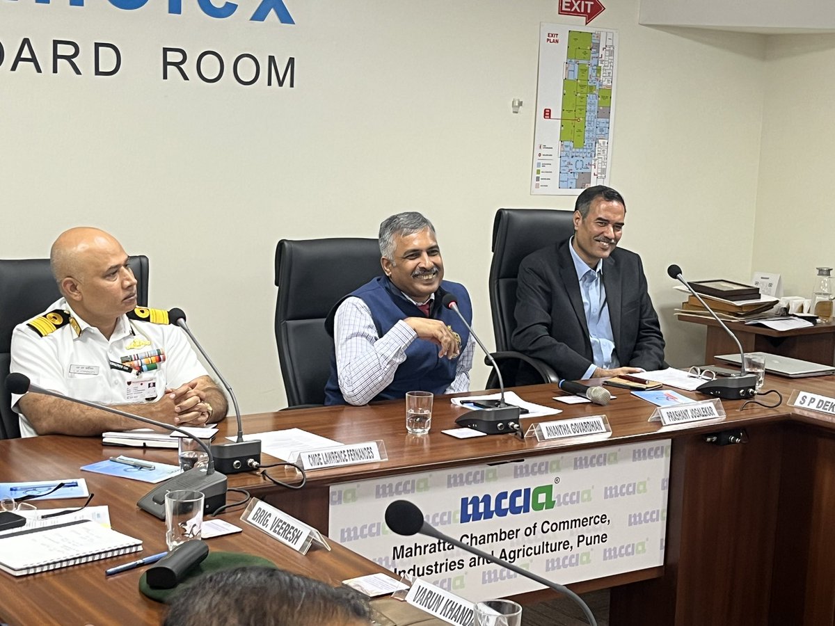 MCCIA_Pune's tweet image. Highlights from today’s session at MCCIA with Shri Anantha Govardhan, ADG, DGQA!
Key discussions included:
✅ DGQA initiatives for defence mfg
✅ Self-certification & Green Channel
✅ Indigenization of spares
✅ Open industry-defence dialogue
A strong push for #MakeInIndia…