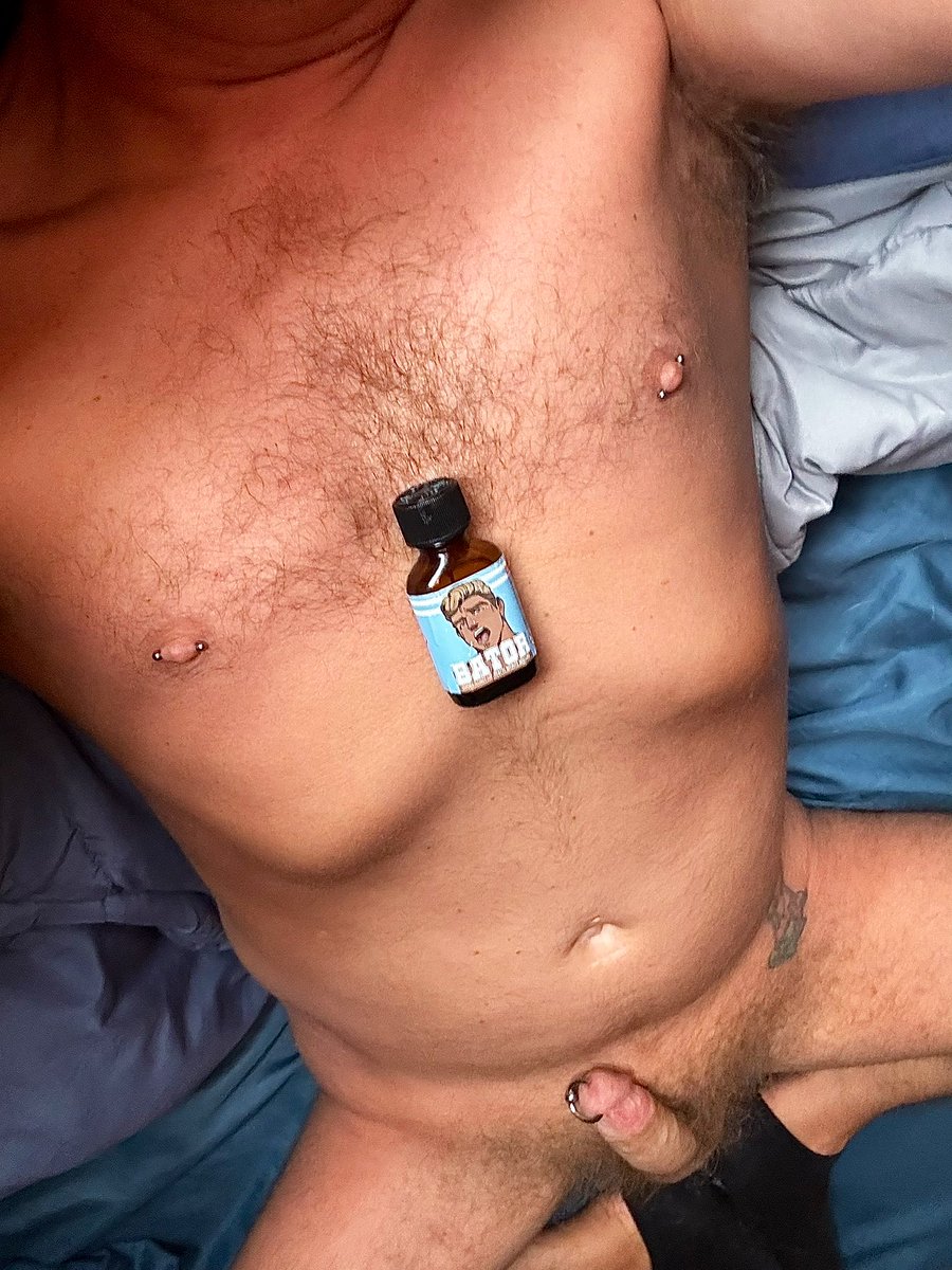 Goon Mornin', I Woke up so fuckin horny. I had to edge and huff for a while! 
#popperbate #bator #gooner #edging #PA