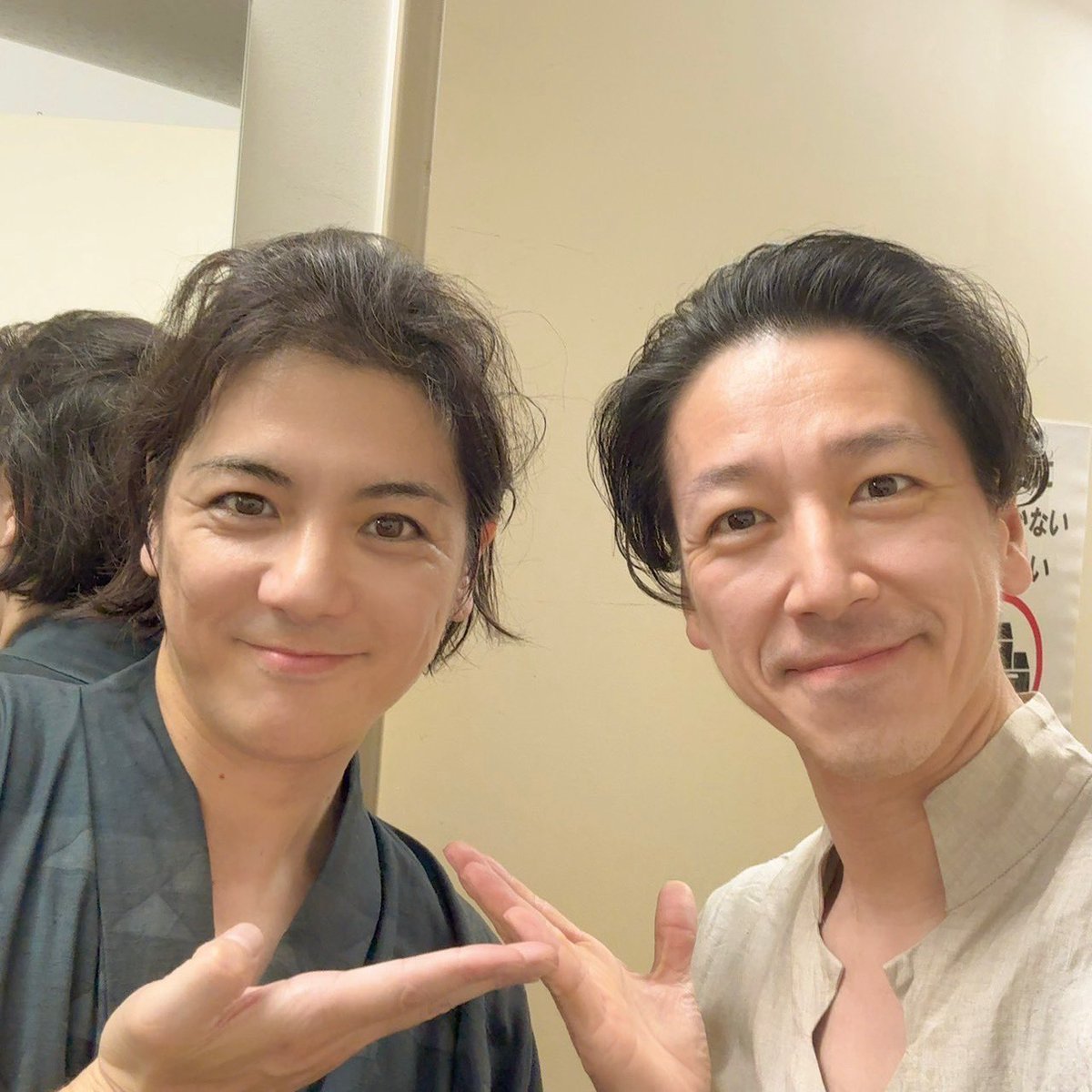 miso_jiro's tweet image. 本日もご来場いただいた皆様、誠に有難う御座いました!!!
和泉元彌さんが見に来てくれました✨
ありがたいお言葉も頂戴しました。
そして大好き辻さんと。
舞台では初めての共演。
相変わらずいい人😊
明日は千秋楽!!!
しっかりがんばります!!!
#鬼ノ光
#中村誠治郎