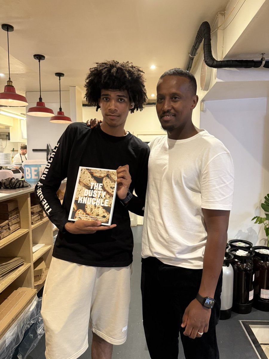 HaringeyLP's tweet image. Another powerful year with @CapeMentors
No tick-boxes. No time limits. Just relentless, child-first mentoring.
Hussein @MentorHus & team have changed lives at HLP — showing up when the system doesn’t. #ThisIsAP