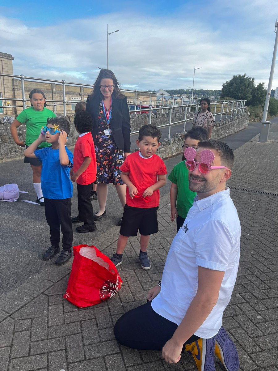 DanAldridgeWSM's tweet image. 🚍 Free bus travel for kids aged 5–15 across Weston and the wider West of England region during the school holidays.

I’ve been pushing for better, more affordable public transport for young people, and working closely with Helen Godwin WECA Mayor, and Cllr. Hannah Young at NSC.