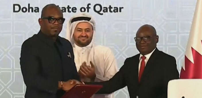 Signature ce samedi d'une trêve élargie entre le #M23 et #RDCONGO à Doha. Et après ? Décryptage @romaingras <a href="/jeune_afrique/">Jeune Afrique</a> dans #64mn <a href="/TV5MONDEINFO/">TV5MONDE Info</a>
