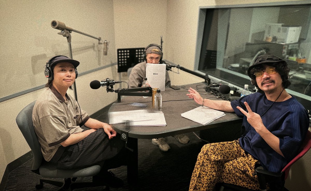 Omoinotakey's tweet image. #Omoinotake
FMヨコハマ「ありったけ交差点」
放送スタート📻
───────────
今夜の #あり点 は…
新曲 #フェイクショー 解説!
さらに音の丈は「2025年 夏フェス 海外アーティスト大予習!」
今年のFUJI ROCK FESTIVALとSUMMER SONICに出演の注目のアクトを紹介🗣️…