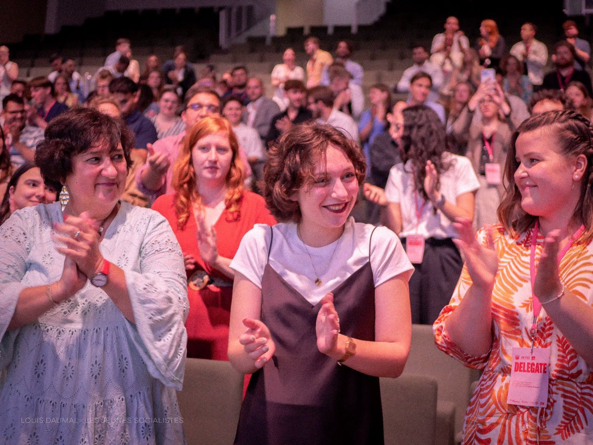 YESocialists's tweet image. 🗳️ We just voted and have new Control Commission President, Flora Felix; Secretary General, Irja Vaateri and President, João Martins Pereira! 

#17thYESCongress
#EuropePoweredByYouth