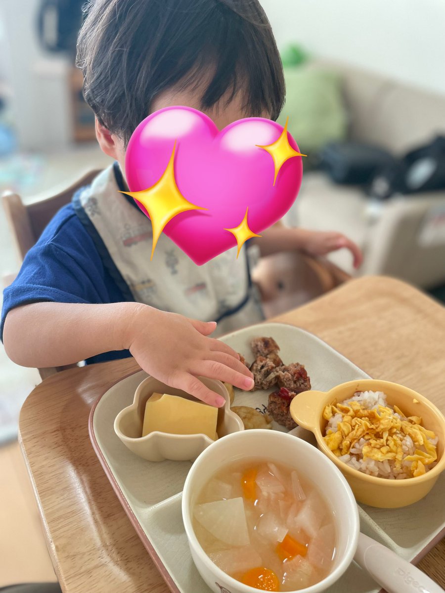 🌿今日のおうちご飯🌿

今日は #土用の丑の日 なので鰻丼🙂
親と買い物行ったら鰻買ってくれた🙏✨
鰻高いですね🥲

息子には鰻は早いから玉子とタレを少しかけて気分だけでも😂ww