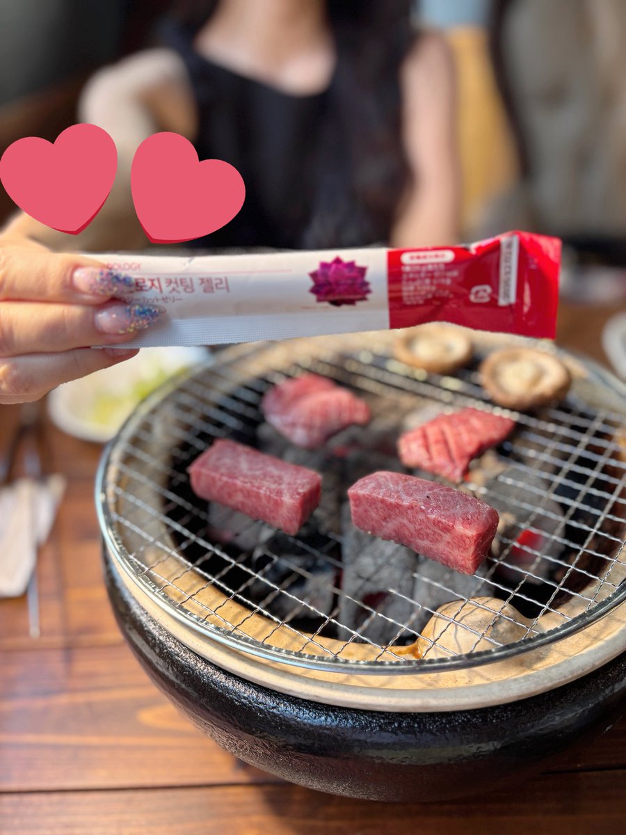 ljgmgd's tweet image. これさえあれば焼肉も恐くない！！
外食のお守りとして絶対持ち歩いてる👜