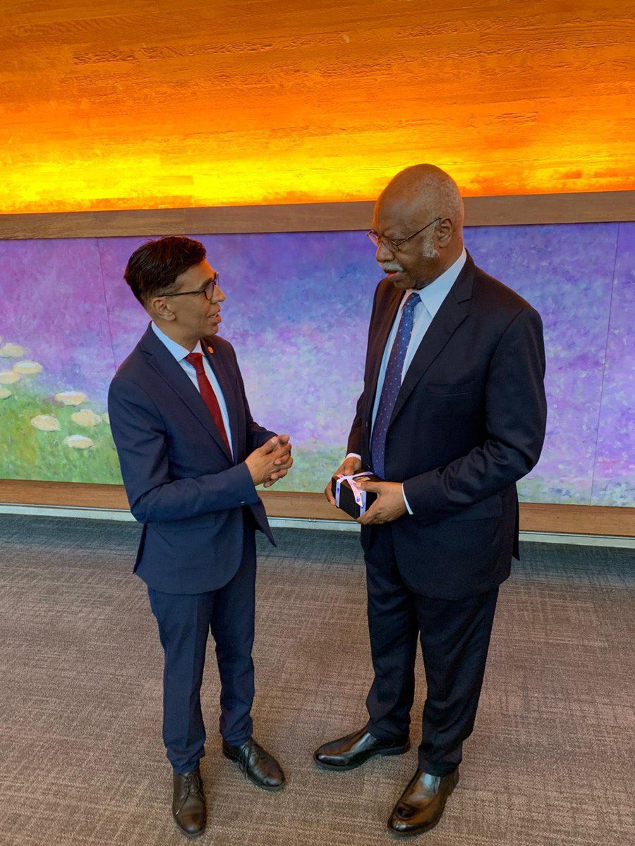 younousomarjee's tweet image. 🔴 Fier de la contribution du Parlement européen pour faire vivre le multilinguisme au sein de l’ONU 🇺🇳 , par la traduction que nous avons assuré du Pacte pour l’Avenir dans 20 langues . Merci au President de l’Assemblee Generale @UN_PGA pour la réception organisée pour la…