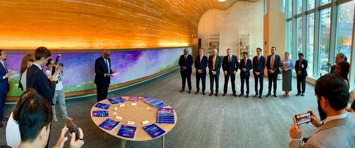 younousomarjee's tweet image. 🔴 Fier de la contribution du Parlement européen pour faire vivre le multilinguisme au sein de l’ONU 🇺🇳 , par la traduction que nous avons assuré du Pacte pour l’Avenir dans 20 langues . Merci au President de l’Assemblee Generale @UN_PGA pour la réception organisée pour la…