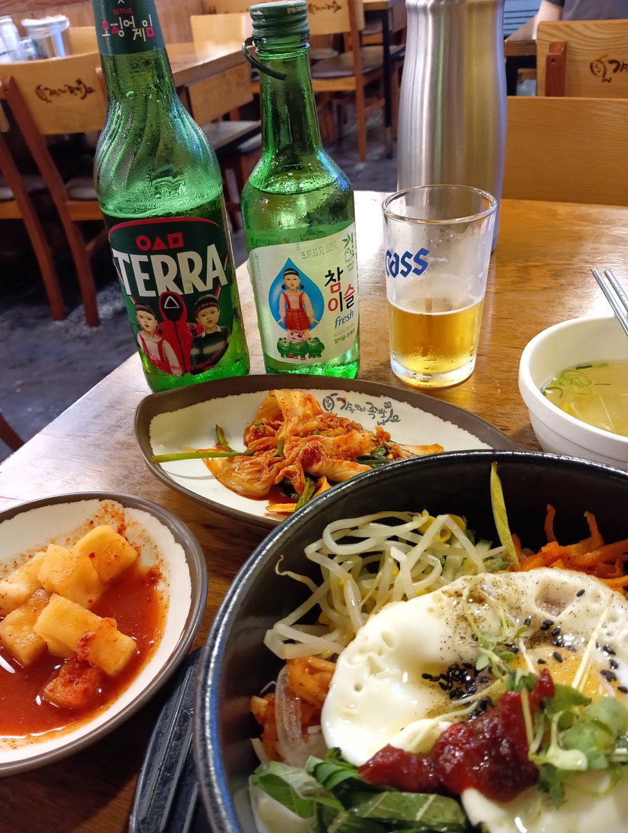 韓国PWS。今日も完全札止めからの、打ち上げからの、ホテルに戻ってからの、明日はゆっくりだから今回初めてひとり飲み。こころのBGMは、コスモスに君と。

#PWS
#九州プロレス
#qpro
#伝説巨人イデオン