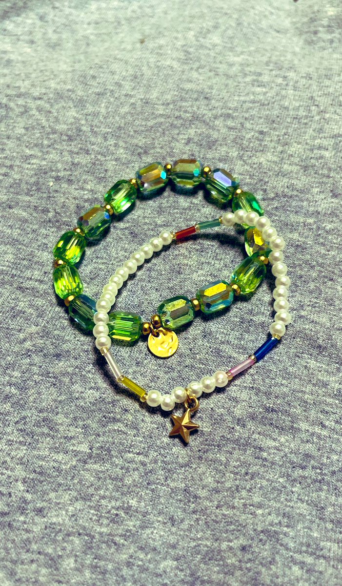 gensenkan's tweet image. お久な友人に誕生日を祝われつつベトナム料理おいしかた🇻🇳たくさん喋って楽しかったし友人ハンドメイドのビーズブレスも貰えてハッピーすぎ🥰友人センスがとても良きだし私が好きな色チョイスもしてくれてて完璧👌KISS💋