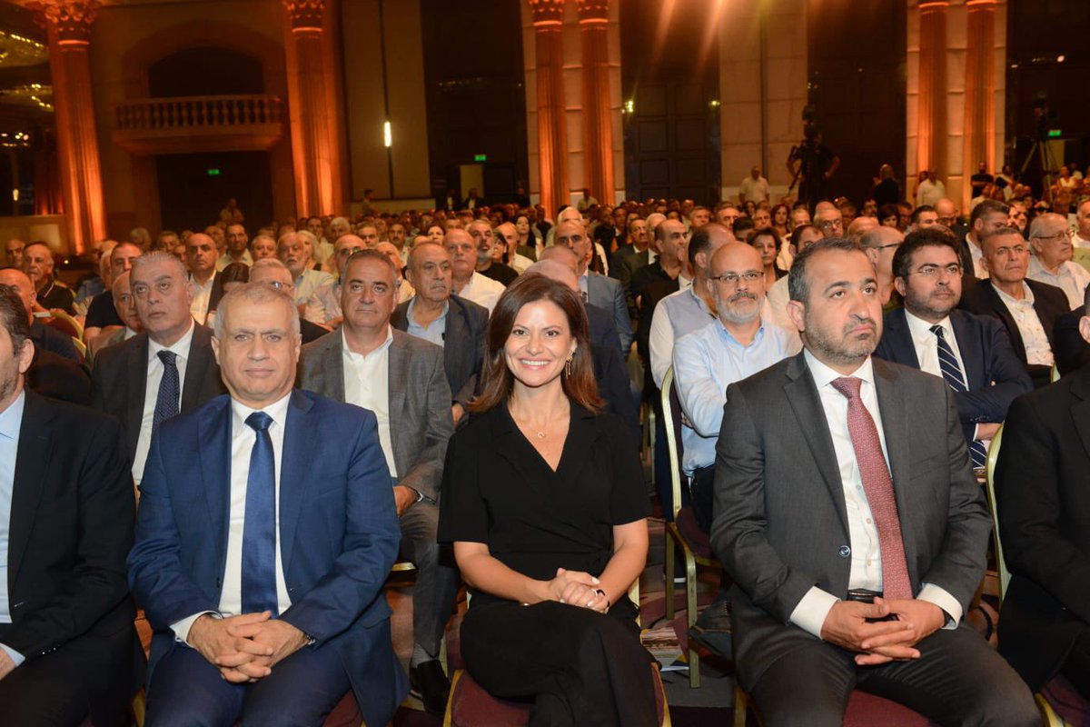 NadaBoustani's tweet image. مؤتمر العمل البلدي والاختياري شكّل خطوة أساسية نحو تطوير الإدارة المحلية.
هالمؤتمر هو خريطة طريق للمرحلة الجاية، ويللي رح تُستكمل عبر ورش عمل متخصصة بالأقضية.
كل التوفيق للفائزين، ونحن داعمون لكل جهد بيهدف لإحداث نقلة نوعية بمختلف المناطق.
وبيضل الأهم، إنو اللامركزية هي المفتاح…