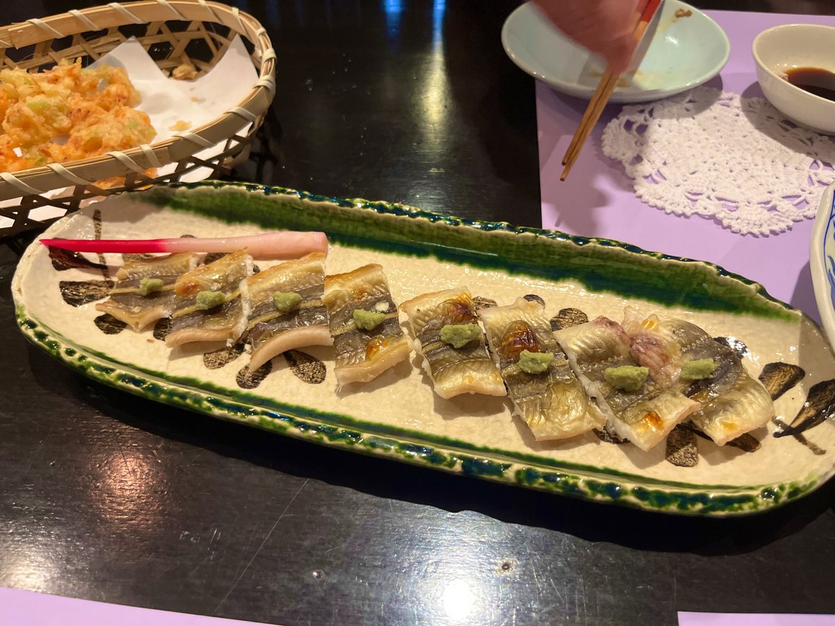 gensenkan's tweet image. 夜は大好き飲み屋でポン酒色々頂いてきた♡田酒、磯自慢、〆張鶴、真澄🍶