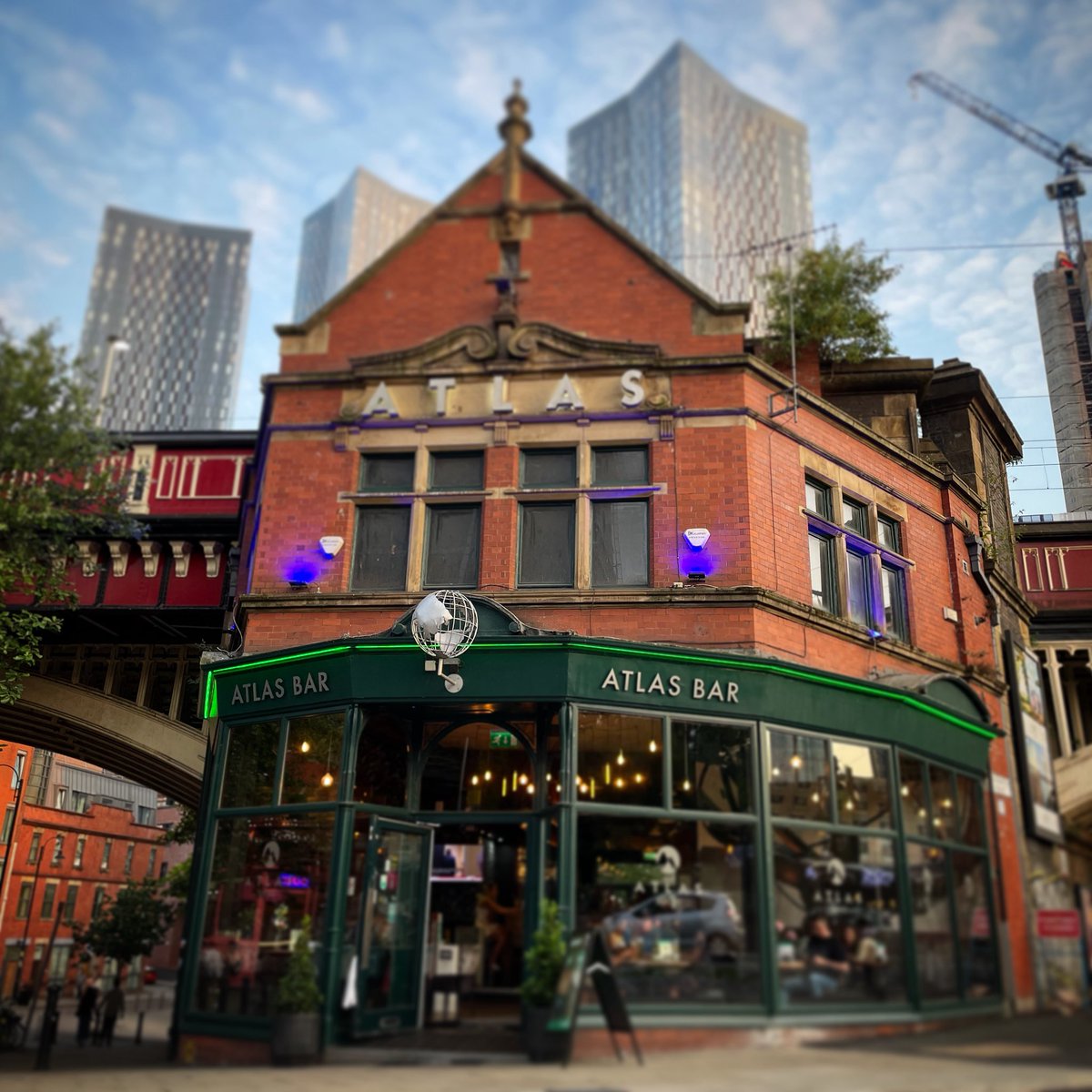 TheGinBible's tweet image. #Saturday Sessions here with us @TheAtlasBar , good #friends, amazing food and even better #gin. Doesn't get much better than that #Manchester 🍸