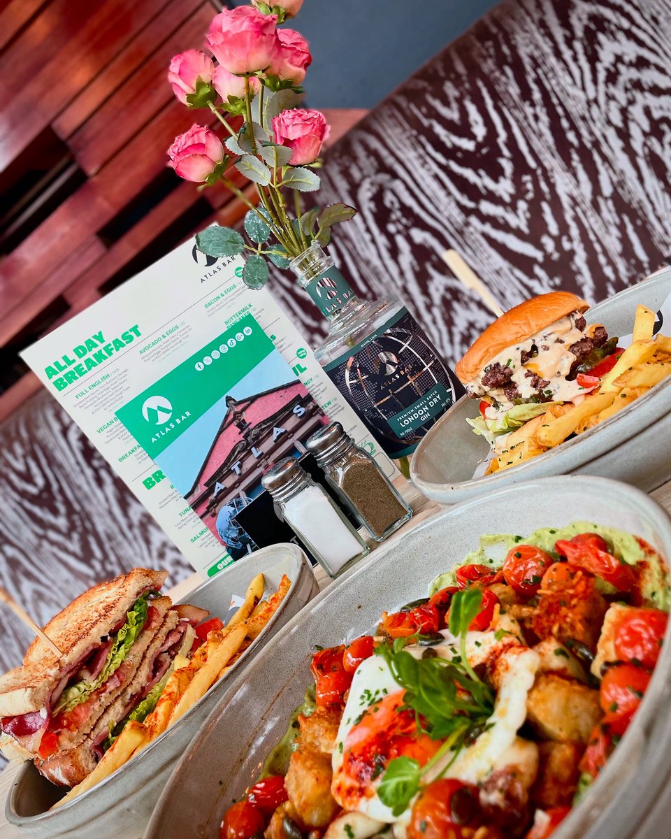 TheGinBible's tweet image. #Saturday Sessions here with us @TheAtlasBar , good #friends, amazing food and even better #gin. Doesn't get much better than that #Manchester 🍸