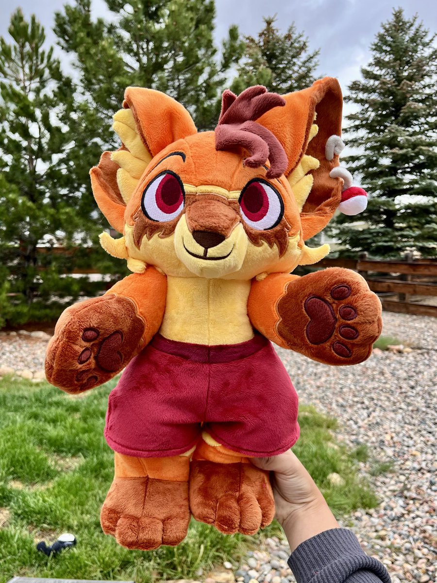 Floof Fluff 🪡 🧵 (@flooffluffplush) on Twitter photo Time to do some catch up posts! I’ve been taking in the summer and making a few plushies as well 🥰
Here’s a custom sona that I absolutely loved making! <a href="/teacuplion/">TeacupLion</a> sona pattern is such a solid base, I love using it! Time to do some catch up posts! I’ve been taking in the summer and making a few plushies as well 🥰
Here’s a custom sona that I absolutely loved making! <a href="/teacuplion/">TeacupLion</a> sona pattern is such a solid base, I love using it!