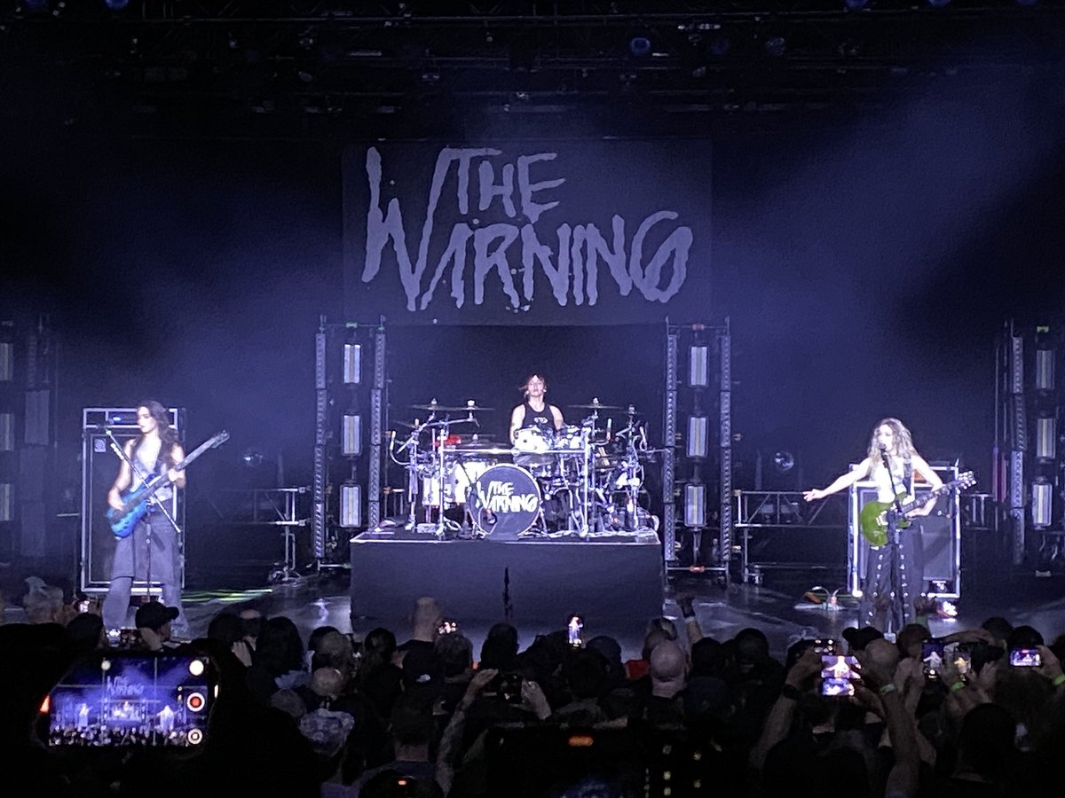 Worsel96's tweet image. Summer concert series NYC edition. Rolled up with my twin to Times Square to see The Warning at The Palladium. Awesome show.