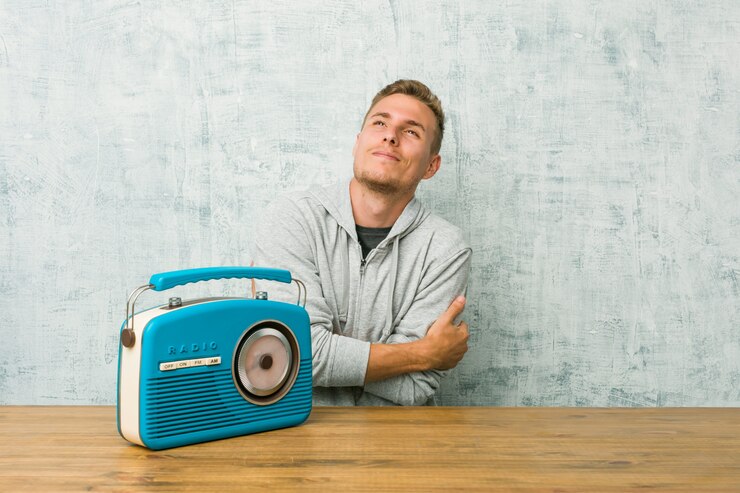 DirkKelly1's tweet image. La penetrant Ràdio.
#ràdio #Blogs
ritmesderadio.blogspot.com/2022/11/la-pen…