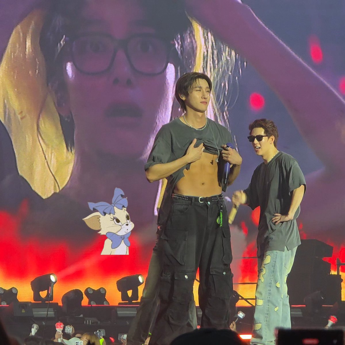 전광판 형원이가 너무 웃김ㅋㅋㅋㅋㅋㅋㅋㅋㅋㅋㅋㅋㅋㅋㅋㅋㅋㅋㅋㅋㅋㅋㅋㅋㅋㅋㅋㅋㅋㅋㅋㅋ