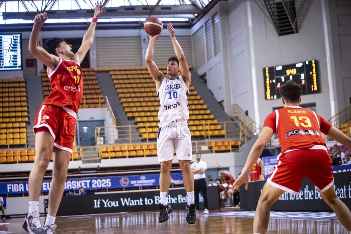 BoilerBall's tweet image. 18 points for Omer Mayer in a win over Spain this morning.
5th-place game tomorrow at 6 a.m. ET vs. winner of Slovenia & Greece.