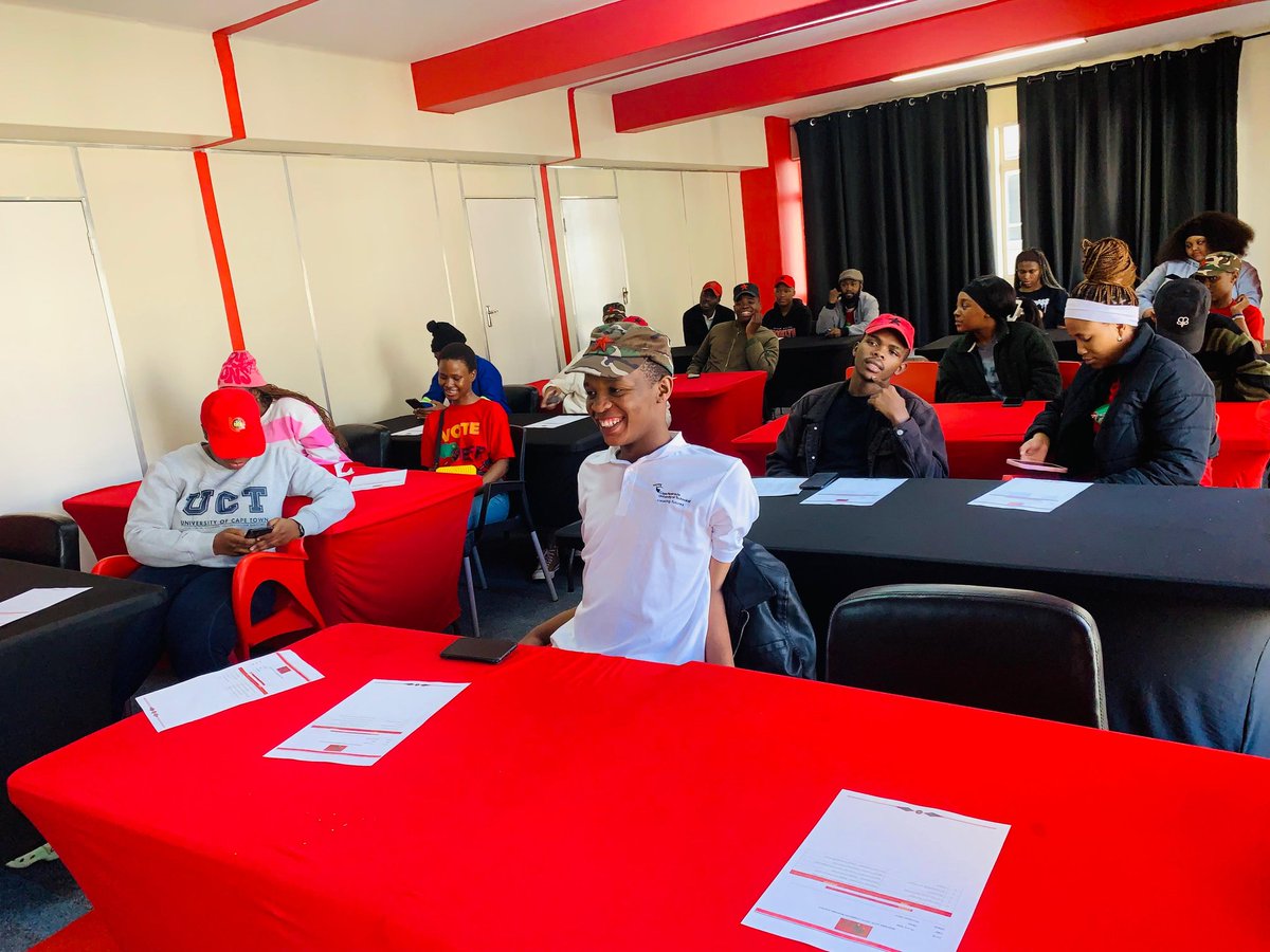 EFFYouthWC's tweet image. ♦️In Pictures♦️
EFF Youth Command Western Cape Provincial Youth Interim Leadership Core held a weekly reporting meeting. We are ready, Sodibana ebaleni ✊🏾
#EFFTurns12