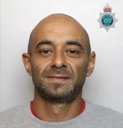 Perky_43's tweet image. A pervert has dodged jail after having sex chat with who he believed was a 13-year-old girl.
Sajid Khan discovered he had been duped when he was confronted by paedophile hunters in a sting at his dad's home on June 25, 2024.
Stoke-on-Trent Crown Court heard how the 40-year-old…