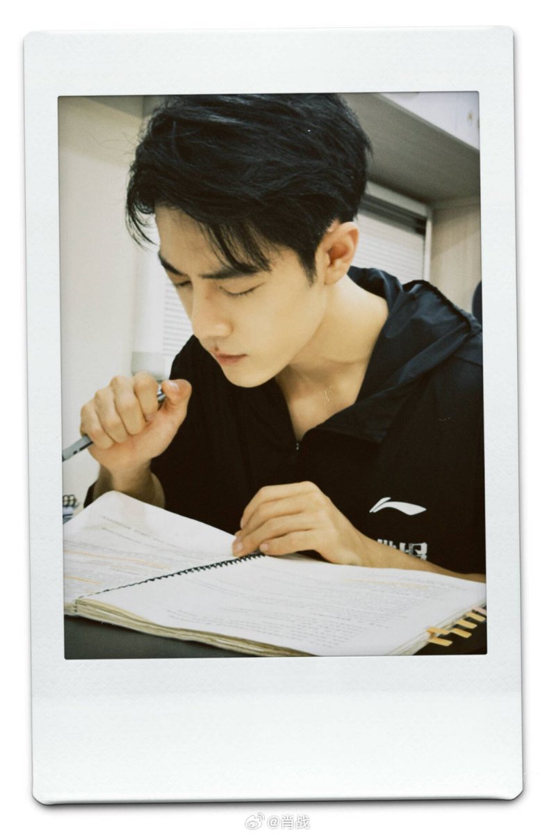 XiaoZhan_OFC's tweet photo. 【250719 Photo】

#XiaoZhan1005NewsPort
#XiaoZhan #肖战

Xiao Zhan Weibo updated:

Go to work, and get off work. 🕑 https://t.co/gj81x0SghI