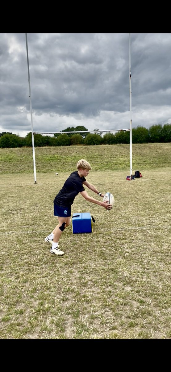 Andy6hutch's tweet image. Had a great couple of hours out on the paddock this morning with my son 🏉…. We also got back just in time to watch the Lions bag a First Test win…. HAPPY DAYS ALL ROUND!!! 😊 #PreSeasonTraining #Rugby #GrowTheGame #Lions2025 🦁