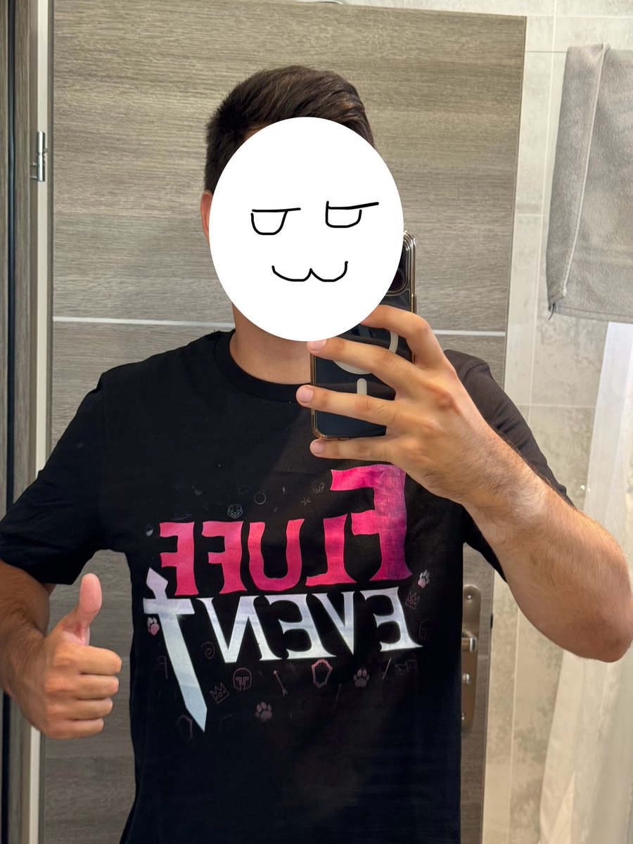 Anodim13's tweet image. Let’s go !! J’ai reçu mon T-shirt du @FluffEvent !! Trop content !!
Merci encore @ThatFrenchPanda pour cet évent incroyable