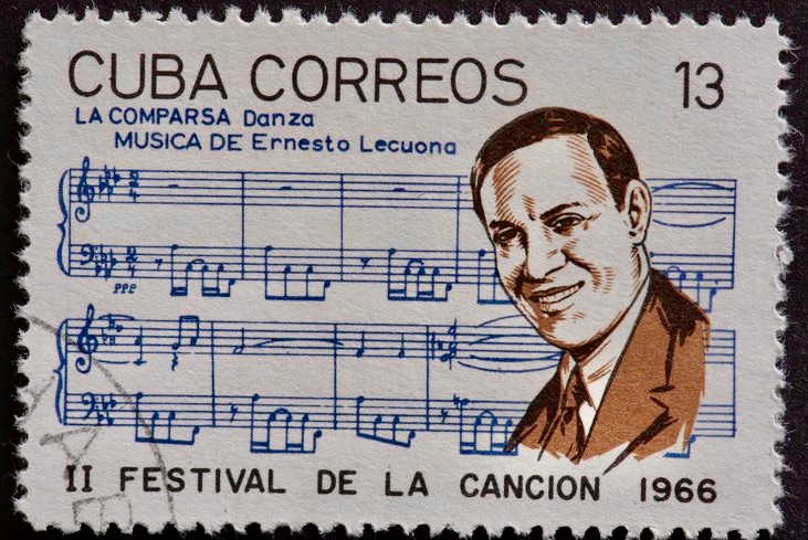 🇨🇺 #Cuba 
Ernesto Lecuona (Guanabacoa, 1895 - Santa Cruz de Tenerife, 1963)
Correos de España puso en circulación el 22 de junio de 2025 un sello dedicado al músico cubano. El diseño recuerda a un sello de Cuba Correos editado en 1966👇
