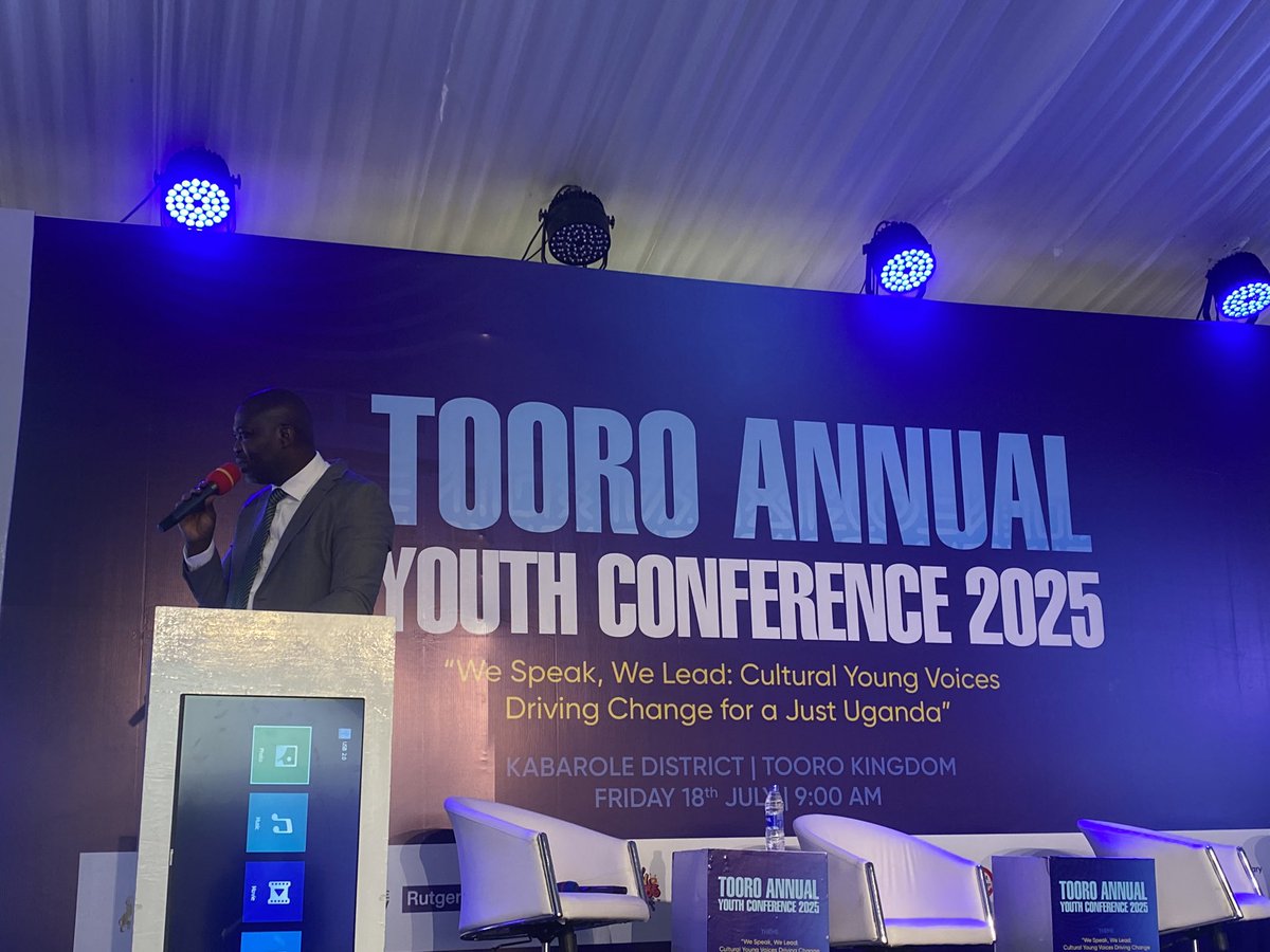 NicholasMugume1's tweet image. I appreciate all our development partners & people of goodwill that participated in this Tooro Annual youth conference Fort portal , we commit more efforts to this unifying youthful platform to eco our voices & advance youth involvement.
Omukama Ahangirize