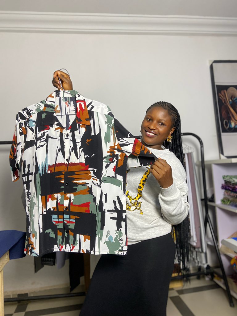 EeevaJames's tweet image. Promoting our Brand(Shadezofstyle)

Kaftan: #35k

Vintage shirt : #8k

@Jamees_Le