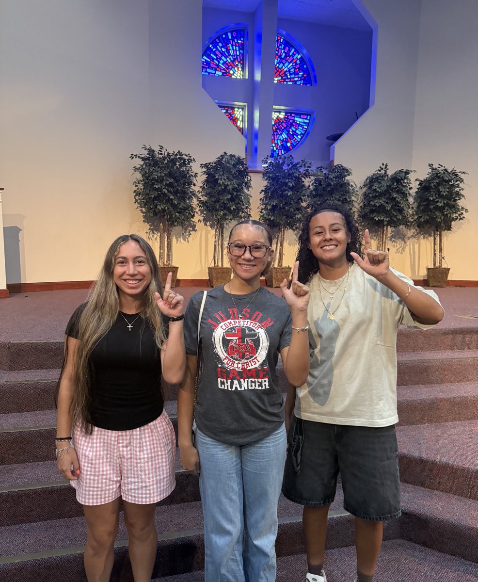 JudsonFCA's tweet photo. This week our huddle met with our surrounding Fellow Christian Athletes in the area! 

We are excited for what Gods going to do in 2025-2026 🔥 @FCASanAntonio @JISD_ATHLETICS https://t.co/Pns2v8EN5R